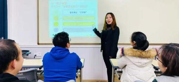 王靚：沒有教不會的學生，只有不會教的老師