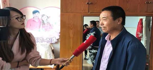 【呼和浩特日報】“扶貧助農(nóng) 禮贊恩師” 這個學校這么做！