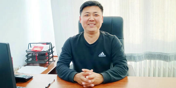王萬(wàn)富：心懷夢(mèng)想，一路向前！
