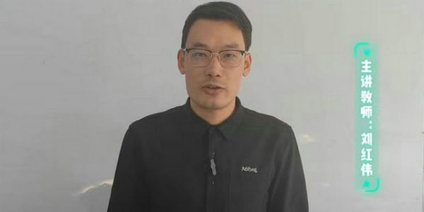 今晚7點，劉教練分享足球少年成長的故事